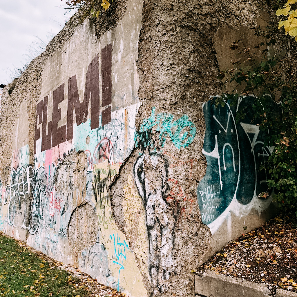 45ECDB35 3B2A 4F45 9EFD 79DC0F9DD905 1 105 c - Le Dequindre cut, incontournable du Street Art de Detroit - Partie I