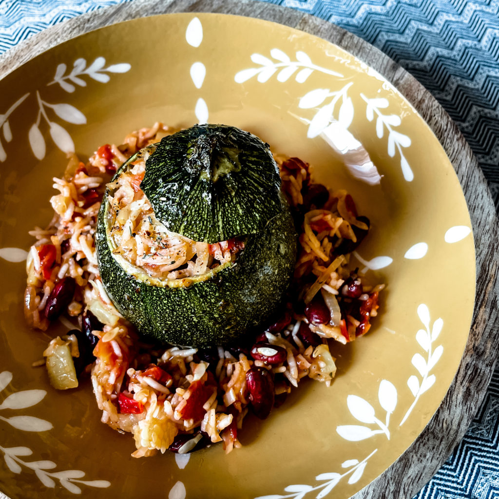 Une envie de courgettes farcies ? Du soleil dans l’assiette des vacances.