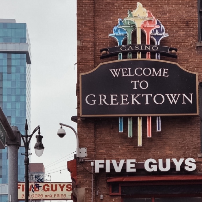 Un petit tour à Greektown, quartier grec de Detroit.