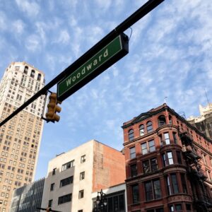 Carre 300x300 - A tour of downtown Detroit, on Woodward Avenue.