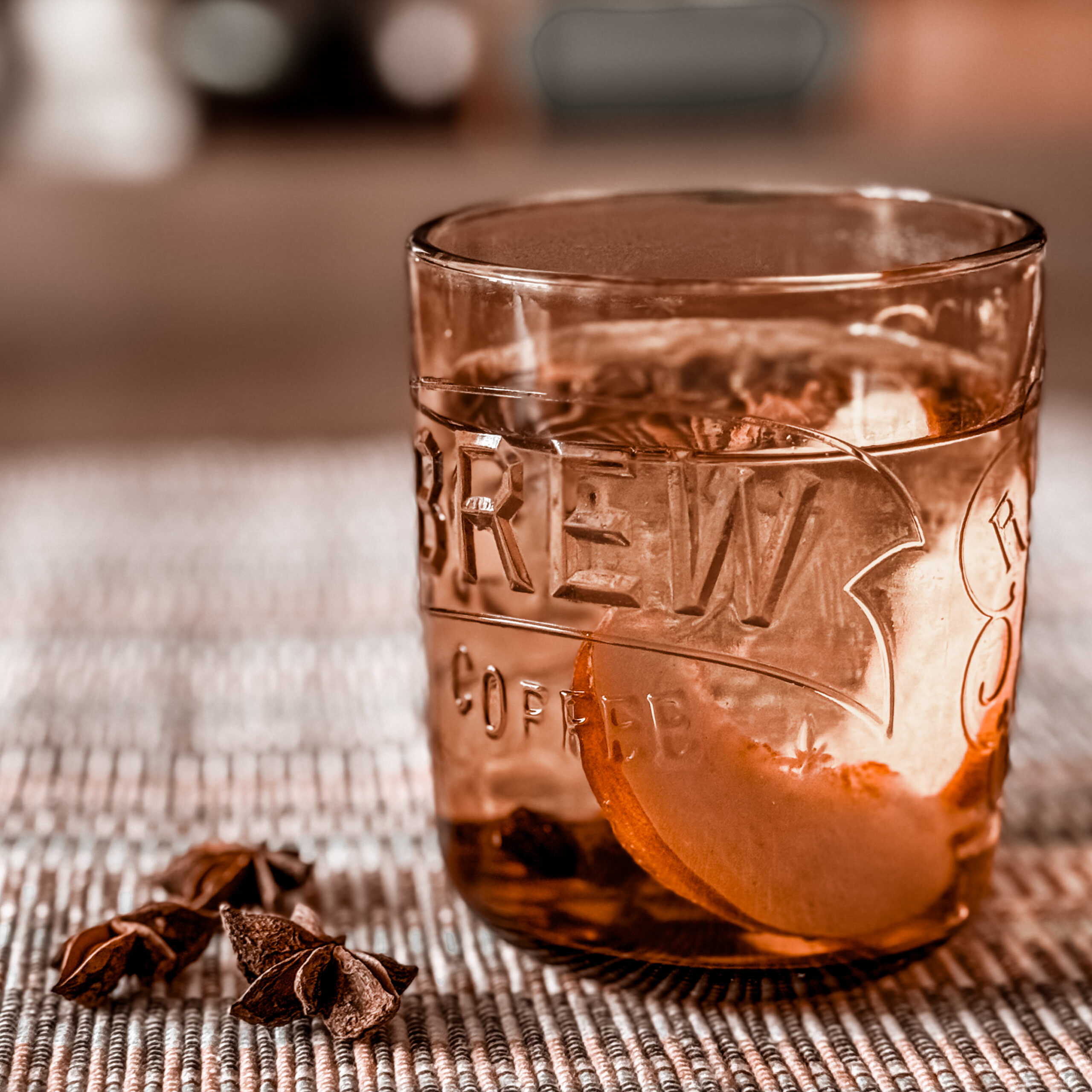 IMG 2215 scaled - Une eau infusée fraîcheur, aux saveurs marseillaises !